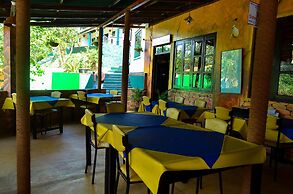 Rawana Holiday Resort