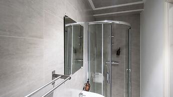 Imperial Salford Hotel