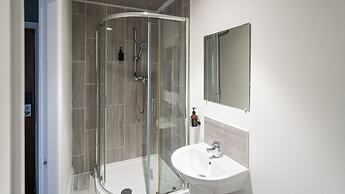 Imperial Salford Hotel