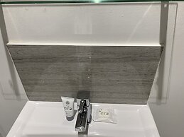 Imperial Salford Hotel