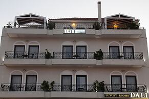 Dali Luxury Rooms