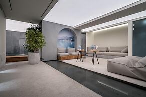 Caravel Suites - Adults Only