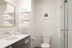 Hampton Inn & Suites Grand Rapids Downtown