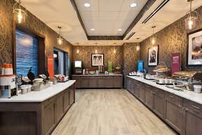 Hampton Inn & Suites Grand Rapids Downtown