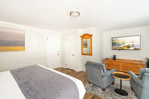 Iron Masters - Inn on Main