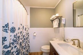 Iron Masters - Inn on Main