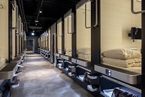 Capsule Hotel CUBE