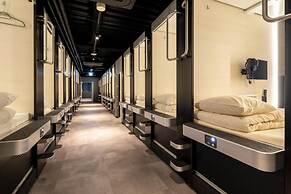 Capsule Hotel CUBE