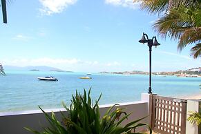 The Boardroom Beach Bungalows