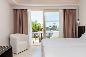 Grand Blue Beach Hotel