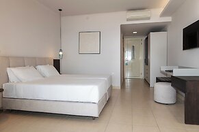 Grand Blue Beach Hotel