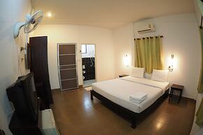 Wandee Bed and Breakfast - Hostel