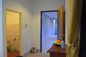 Wandee Bed and Breakfast - Hostel