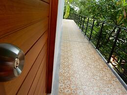 Wandee Bed and Breakfast - Hostel