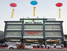 Sky Man Hotel