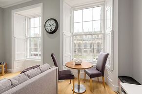 Destiny Scotland - Princes St Residence