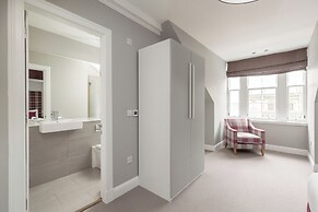 Destiny Scotland - Princes St Residence