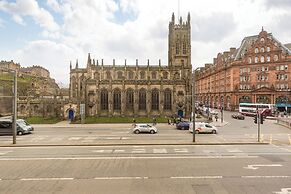 Destiny Scotland - Princes St Residence