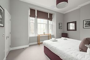 Destiny Scotland - Princes St Residence