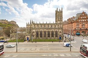 Destiny Scotland - Princes St Residence