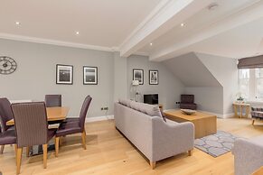 Destiny Scotland - Princes St Residence