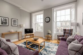 Destiny Scotland - Princes St Residence