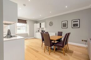 Destiny Scotland - Princes St Residence