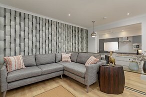 Destiny Scotland - Princes St Residence