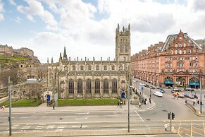 Destiny Scotland - Princes St Residence