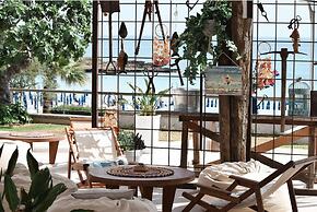 Blue Peter Apartments