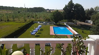 Hotel La Alegría