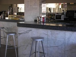 Hotel La Alegría