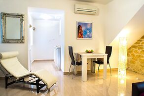 Split Allure Apartments