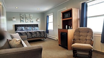 Mount Blue Motel