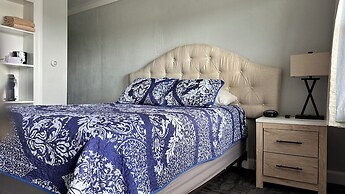 Mount Blue Motel