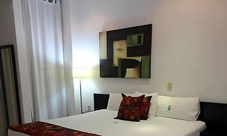 Hotel & Suites Mo Sak