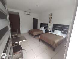 Hotel & Suites Mo Sak