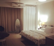Hotel & Suites Mo Sak