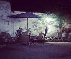 Hotel & Suites Mo Sak