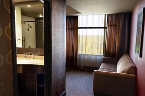 Cherokee Casino & Hotel Roland