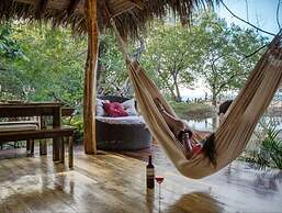 Ocho Artisan Bungalows - Adults only