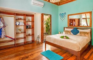 Ocho Artisan Bungalows - Adults only