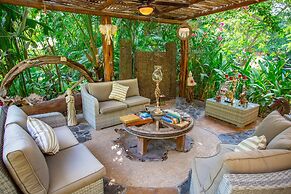 Ocho Artisan Bungalows - Adults only