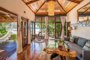 Ocho Artisan Bungalows - Adults only