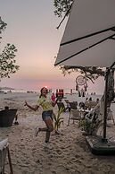 Ocho Artisan Bungalows - Adults only