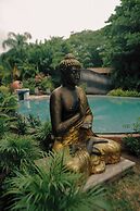 Ocho Artisan Bungalows - Adults only