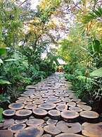 Ocho Artisan Bungalows - Adults only