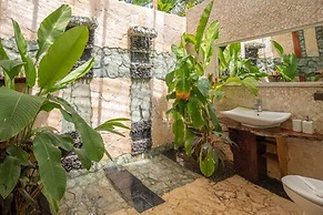 Ocho Artisan Bungalows - Adults only