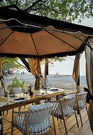 Ocho Artisan Bungalows - Adults only