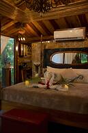 Ocho Artisan Bungalows - Adults only
